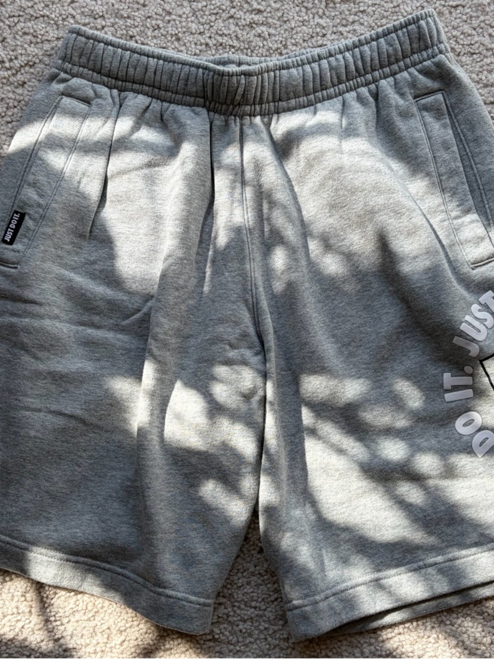 Nike Men’s Light Gray Athletic Sweat Shorts with 'Just Do It' Detail